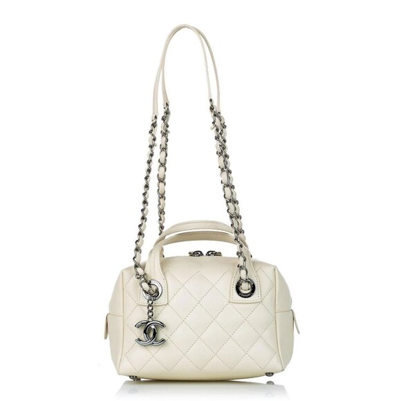CHANEL Handbags - CHANEL Calfskin Quilted Feather Weight Bowling Bag Ivory Light Beige Purse